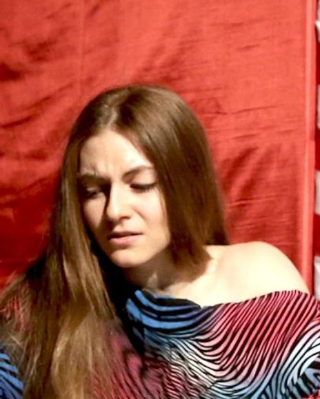 Celine Constantinides Headshot