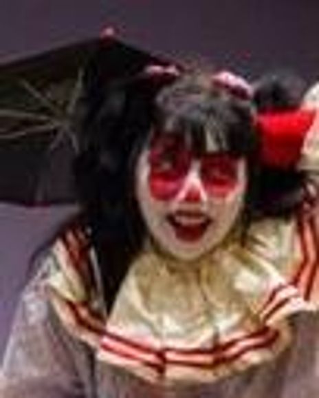 Elyse Ashton Headshot