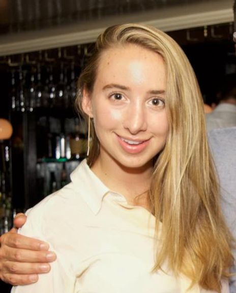 Clare McLaughlin Headshot