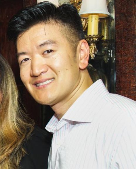 Stephen Chow Headshot