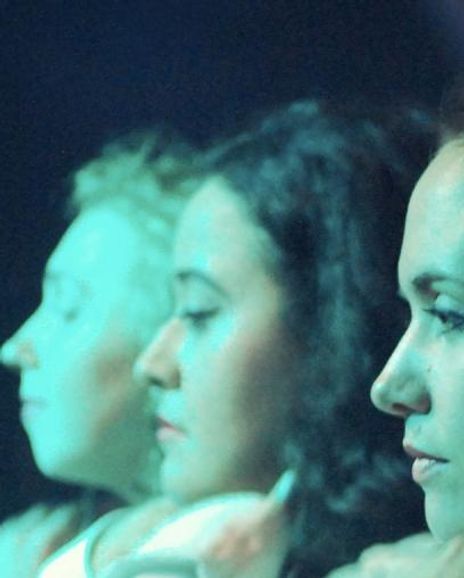 Caitlin Aase Headshot