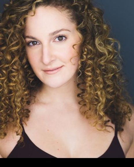 Sara Gallo Headshot