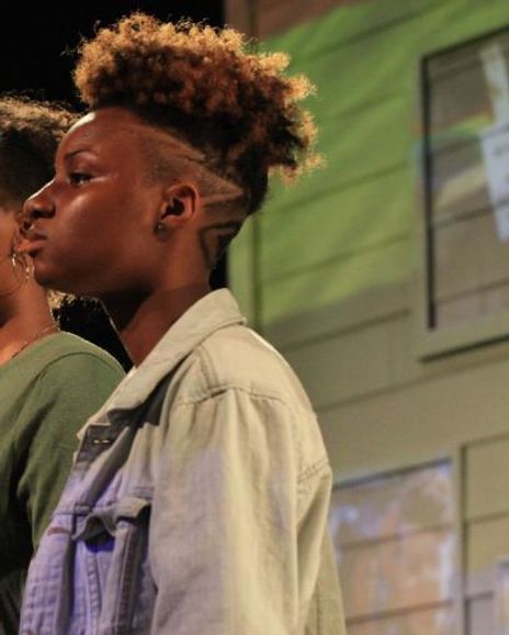 Daisianee Minenger Headshot