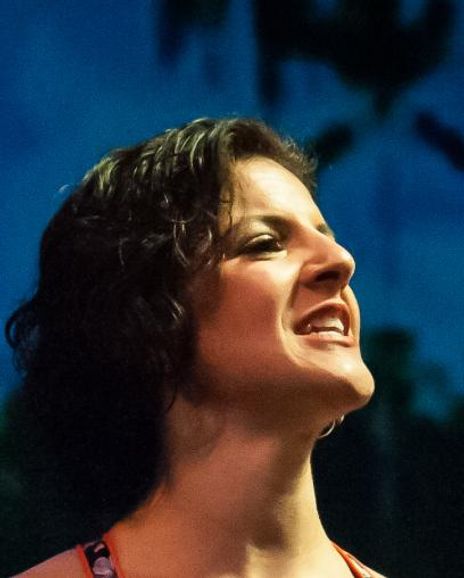 Sharin Apostolou Headshot