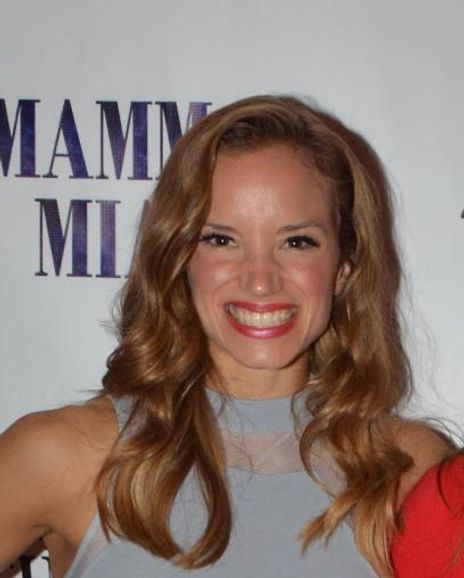 Lydia Ruth Dawson Headshot