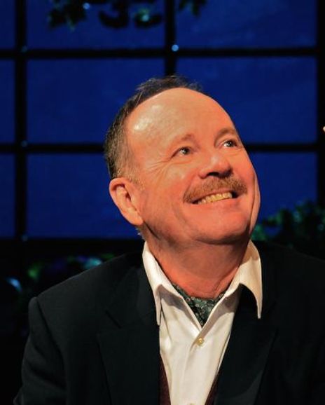 Lary Ohlson Headshot