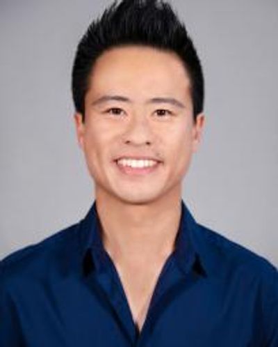 Whit K. Lee Headshot