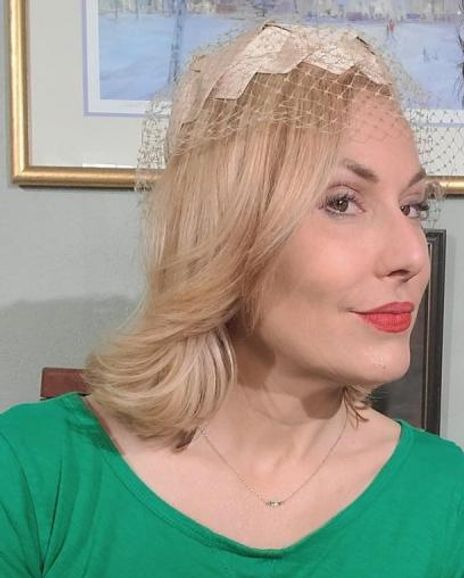 Meredith Thomas Headshot