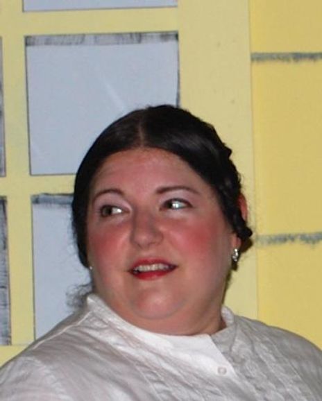 Mary Nunnery Headshot