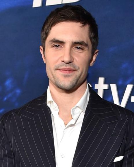 Phil Dunster Headshot