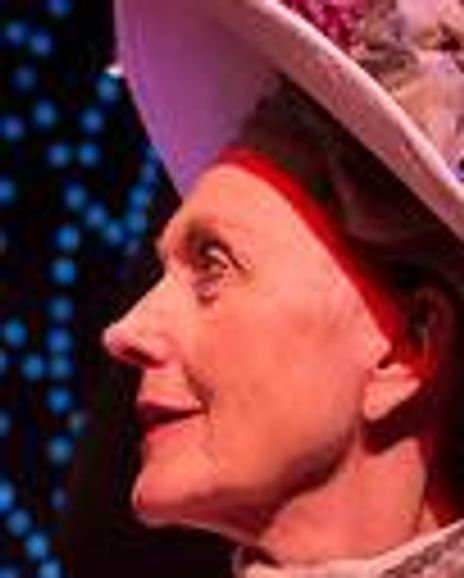 Connie Cowper Headshot