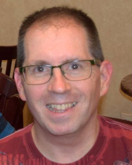 Russell Gnann Headshot