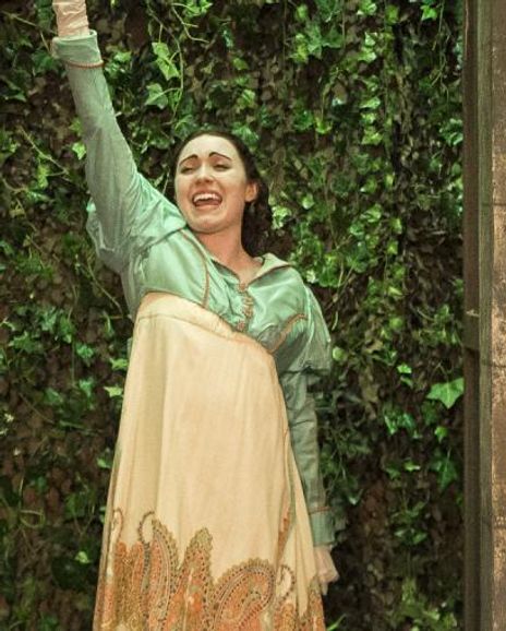 Meg Martinez Headshot