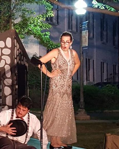 Bernadette CM Karpf Headshot