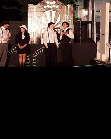 Julia Farquharson Headshot