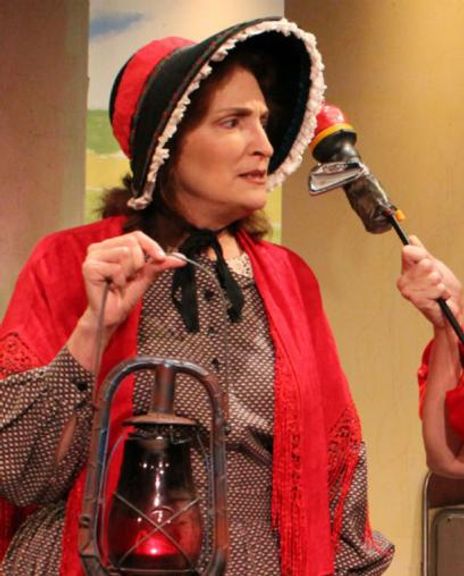 Belinda Howell Headshot