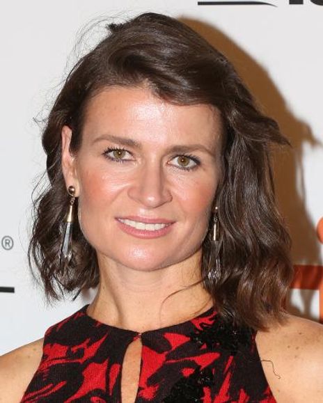 Carrie Lazar Headshot