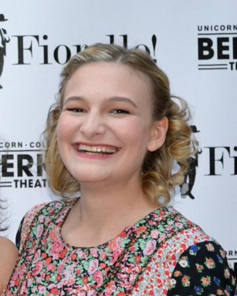 Rebecca Brudner Headshot