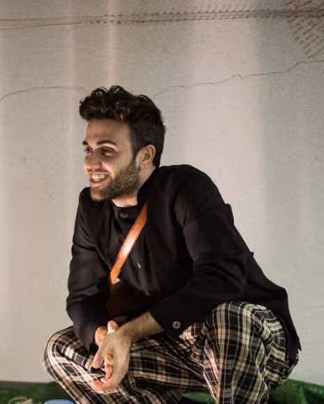 Alejandro Tey Headshot