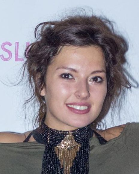 Anya Sapozhnikova Headshot