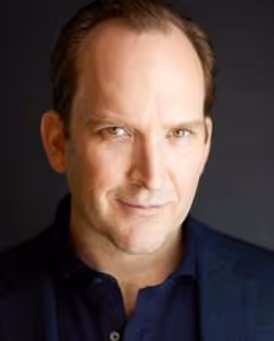 Stephen Carlile Headshot