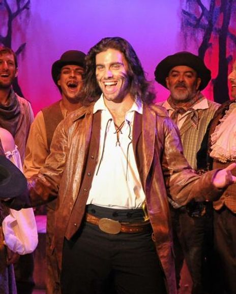 Matthew Helfer Headshot