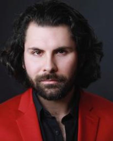 Quentin Garzón Headshot