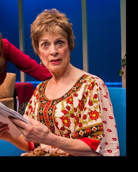 Stephanie Katers Headshot