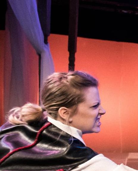 Meredith Ernst Headshot