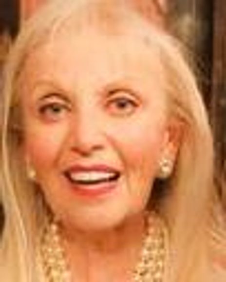 Lillian Shiller Headshot