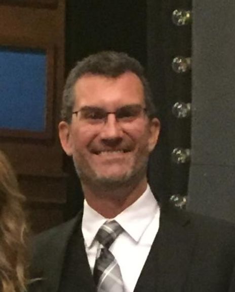 Stephen Garvey Headshot