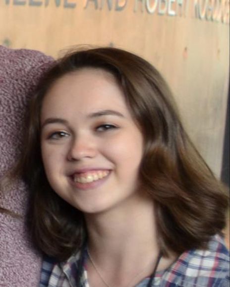 Emma Sophie Moore Headshot