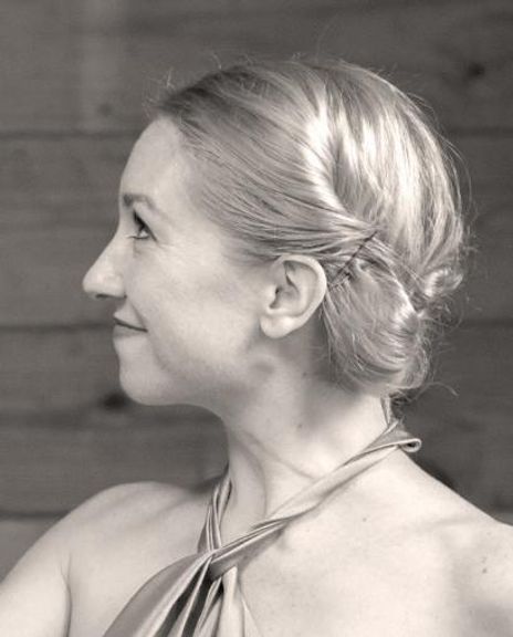Holly Vogt Wilkison Headshot
