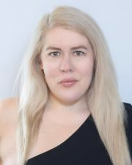Vera Ryan Cremeans Headshot