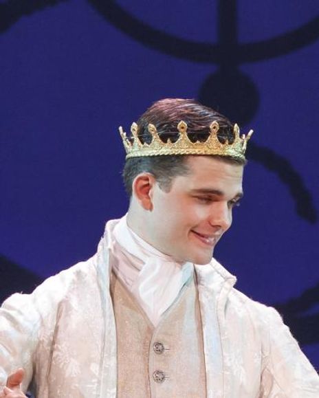 Hayden Stanes Headshot