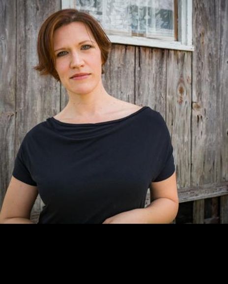 Alyson Johnson Headshot