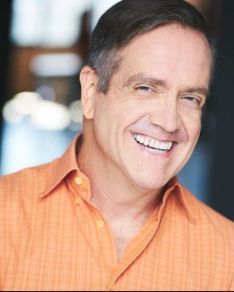 Michael Lomenick Headshot