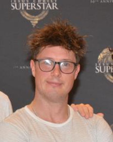 Tom Deering Headshot