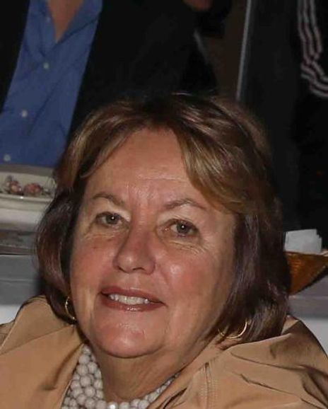 Linda Gruber Headshot