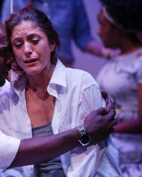 Alex Tavares Headshot