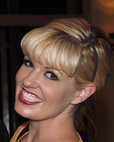 Laura Thatcher Headshot