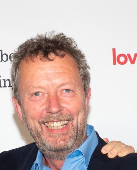 Paul Crewes Headshot