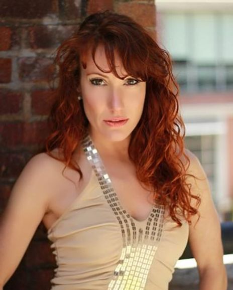 Amber Crawford Headshot