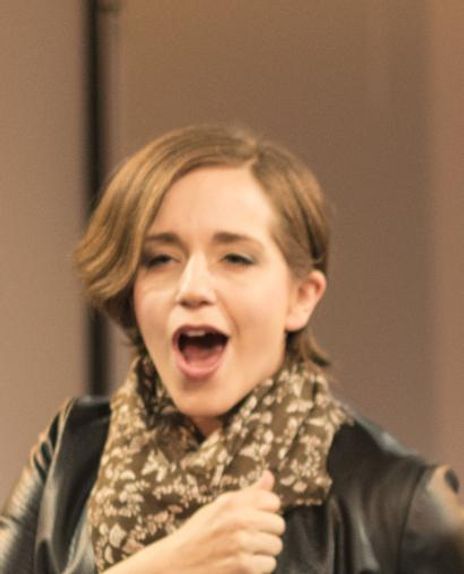 Melissa Joy Hart Headshot