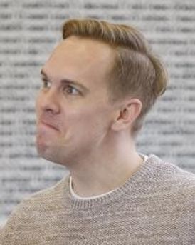 Laurence Pears Headshot