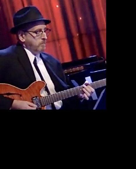 Richard Feridun Headshot