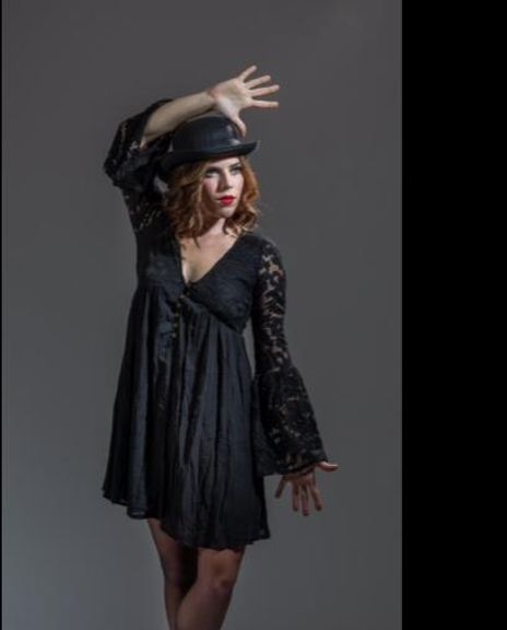 Rachel Reininger Headshot