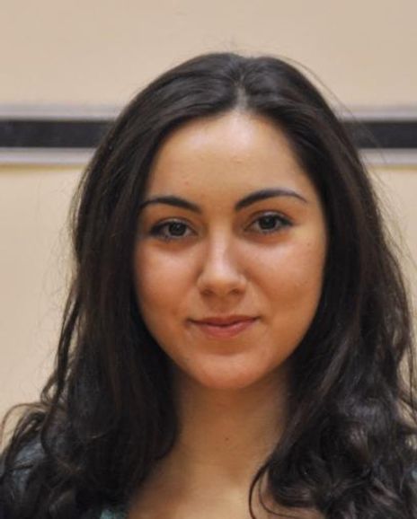 Lauren Capkanis Headshot