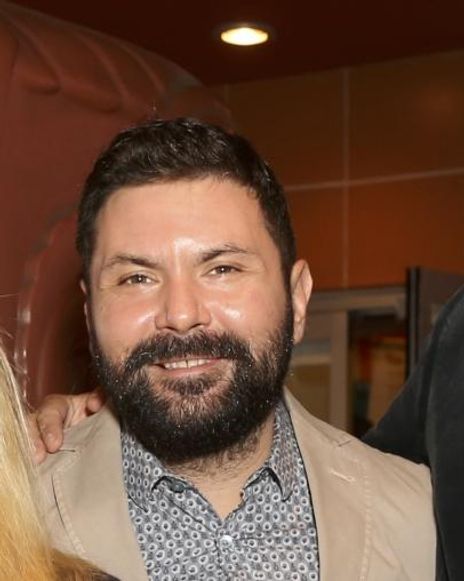 Leon Avelino Headshot