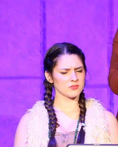 Mary Albert Headshot